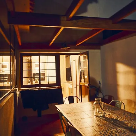 3bdr + 2bath Comfy House Apartamento