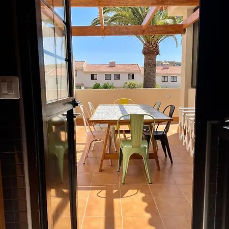 3bdr + 2bath Comfy House Apartment *