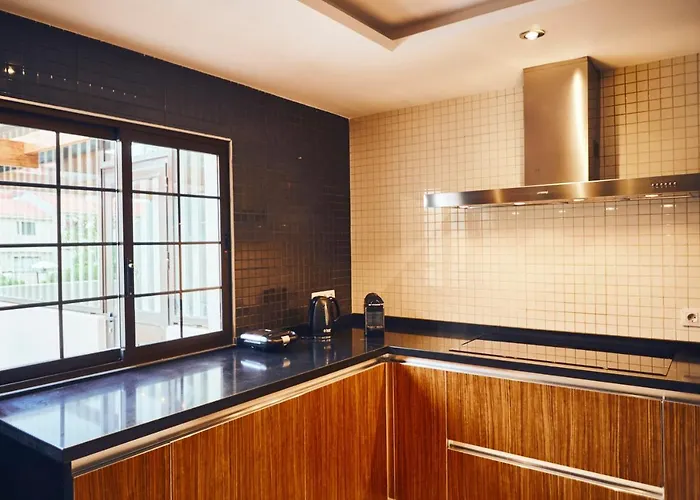 3bdr + 2bath Comfy House *